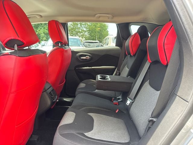 2015 Jeep Cherokee Sport