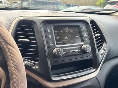 2015 Jeep Cherokee Sport