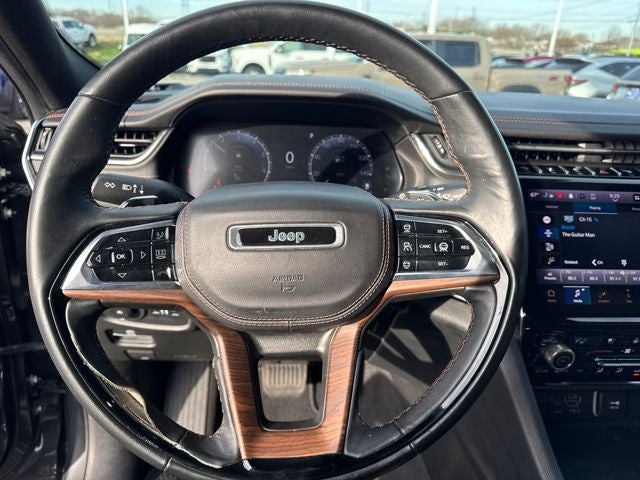 2022 Jeep Grand Cherokee Summit