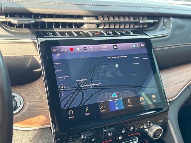 2022 Jeep Grand Cherokee Summit