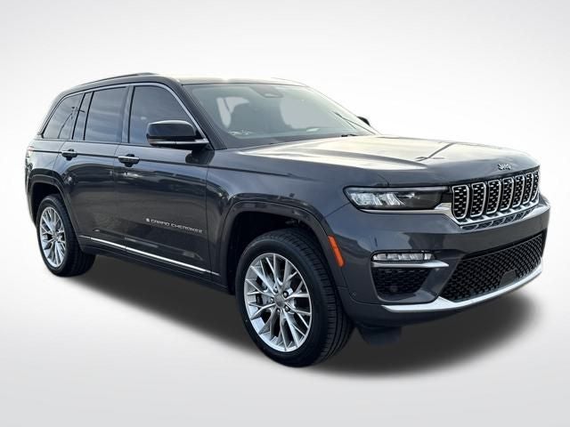 2022 Jeep Grand Cherokee Summit