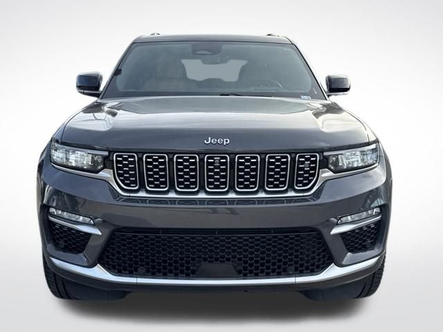 2022 Jeep Grand Cherokee Summit