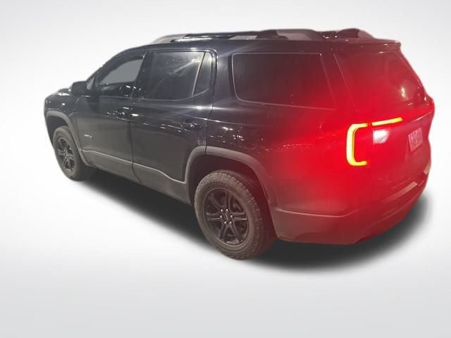 2022 GMC Acadia AT4