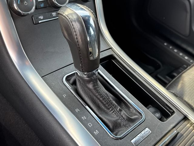 2010 Lincoln MKS Base