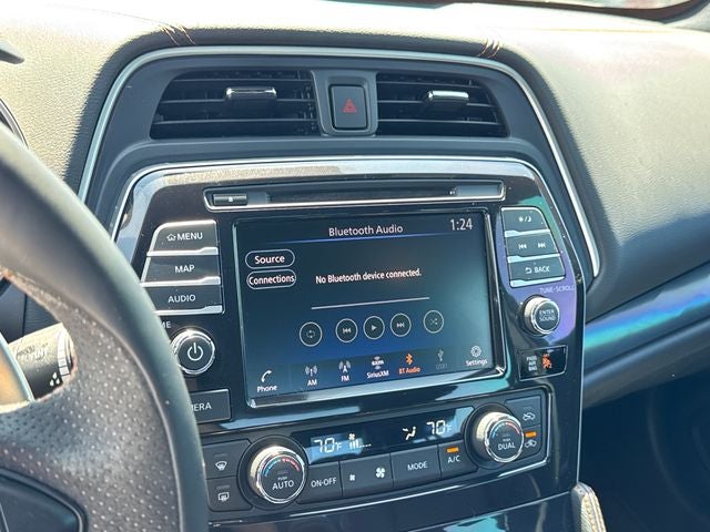 2023 Nissan Maxima SR