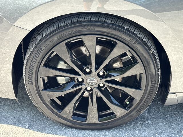 2023 Nissan Maxima SR