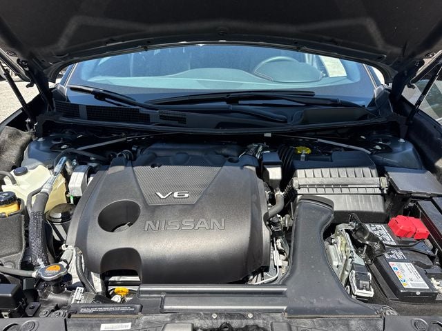 2023 Nissan Maxima SR