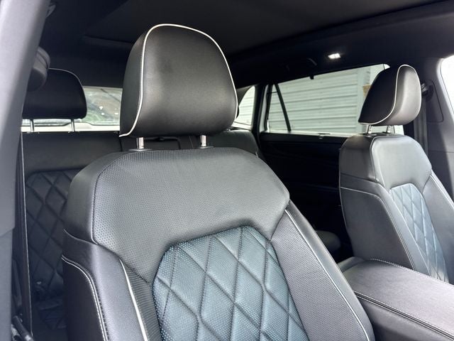 2024 Volkswagen Atlas Cross Sport 2.0T SEL Premium R-Line
