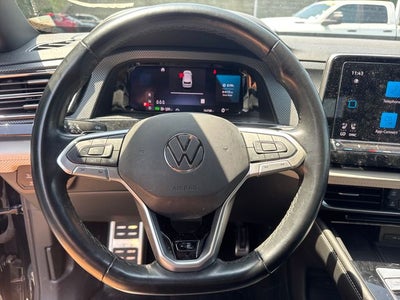 2024 Volkswagen Atlas Cross Sport 2.0T SEL Premium R-Line