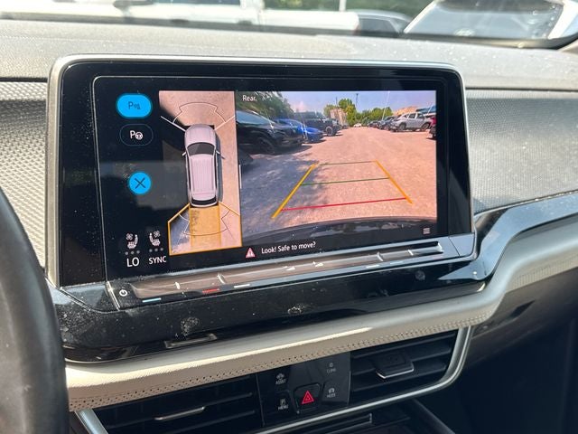 2024 Volkswagen Atlas Cross Sport 2.0T SEL Premium R-Line