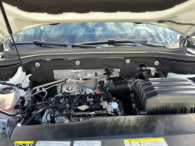 2024 Volkswagen Atlas 2.0T Peak Edition SEL