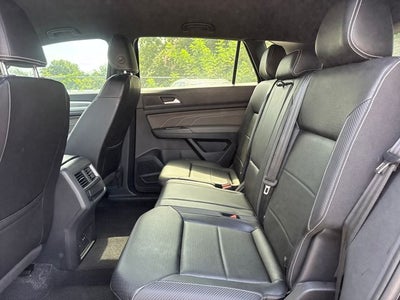 2022 Volkswagen Atlas Cross Sport 3.6L V6 SE w/Technology