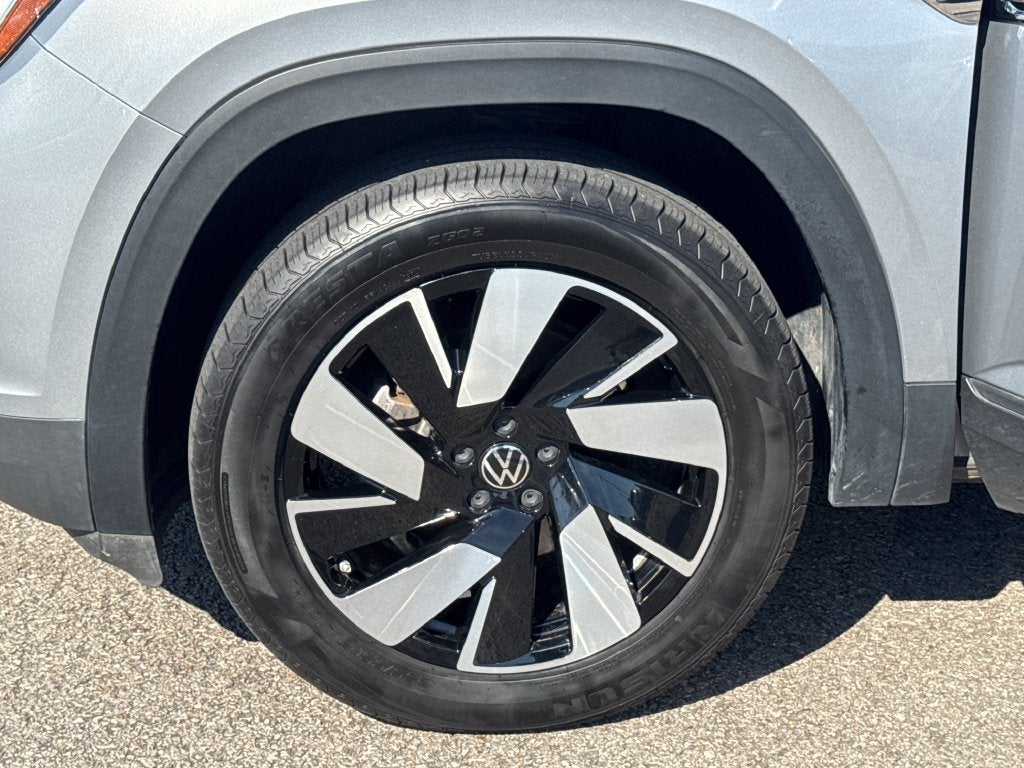 2026 Volkswagen Atlas Cross Sport SE w/Technology