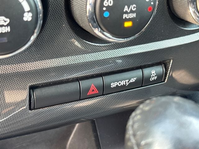 2013 Dodge Challenger SXT