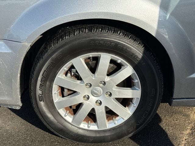 2016 Chrysler Town & Country Touring