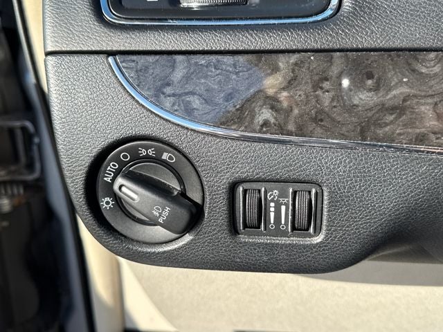 2016 Chrysler Town & Country Touring