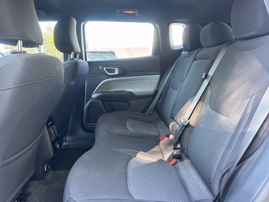 2023 Jeep Compass Sport