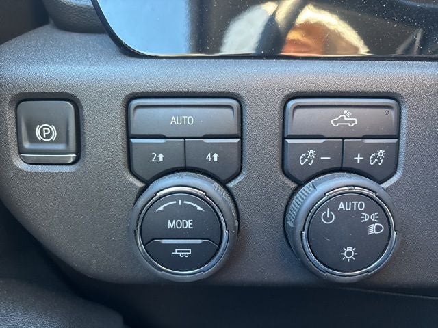 2025 Chevrolet Silverado 1500 LT LT1