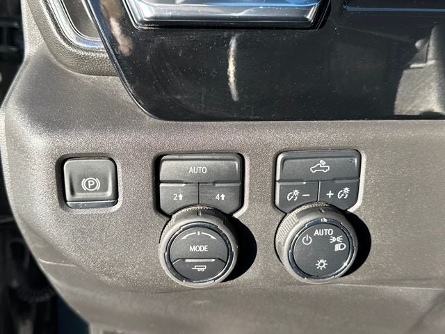 2025 Chevrolet Silverado 1500 LT LT1