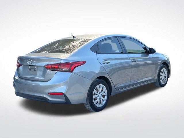 2022 Hyundai ACCENT SE