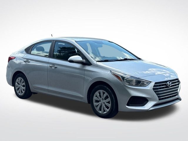 2022 Hyundai ACCENT SE