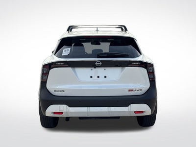 2025 Nissan Kicks SR