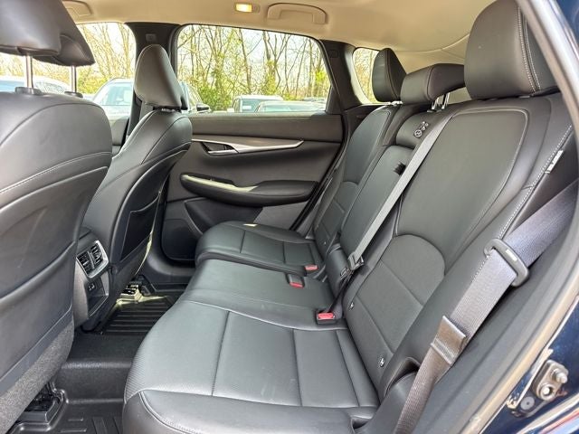 2023 INFINITI QX50 LUXE