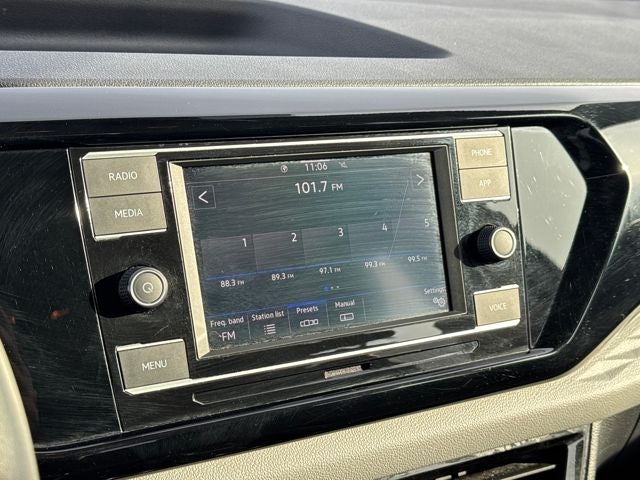 2024 Volkswagen Taos 1.5T S