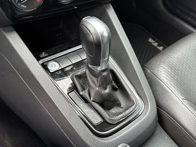 2016 Volkswagen Jetta 1.8T SEL