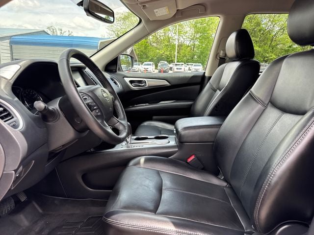 2020 Nissan Pathfinder SL