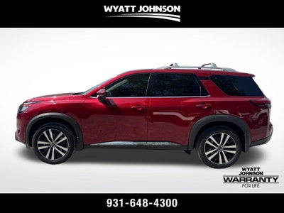 2025 Nissan Pathfinder Platinum
