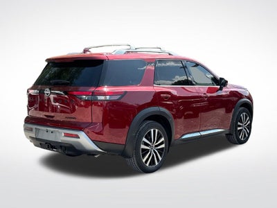 2025 Nissan Pathfinder Platinum