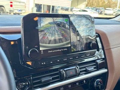 2025 Nissan Pathfinder Platinum