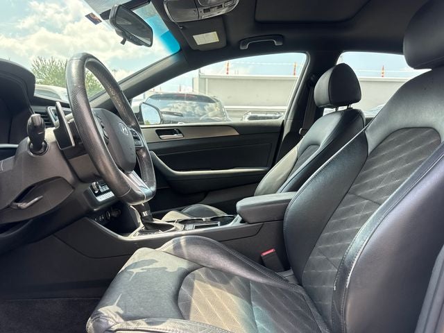 2019 Hyundai SONATA Sport