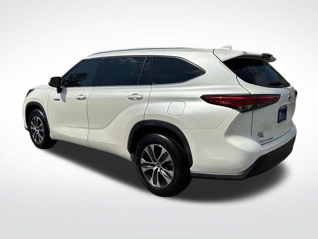 2021 Toyota Highlander Hybrid XLE