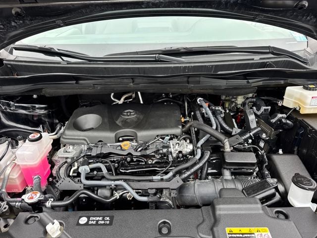 2024 Toyota Sienna LE 8 Passenger