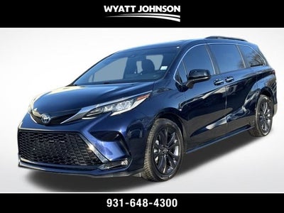 2022 Toyota Sienna XSE 7 Passenger