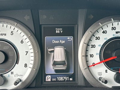2017 Toyota Sienna SE 8 Passenger