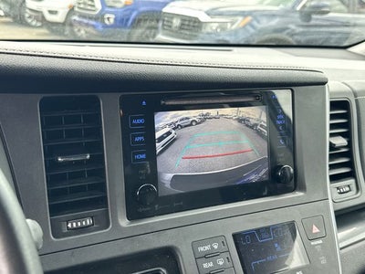 2017 Toyota Sienna SE 8 Passenger