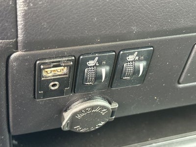 2017 Toyota Sienna SE 8 Passenger