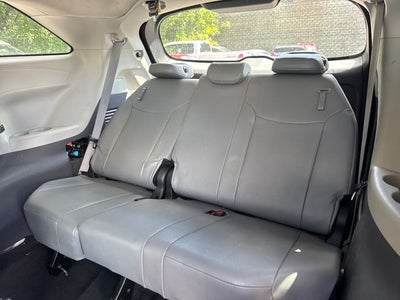 2023 Toyota Sienna XLE 8 Passenger