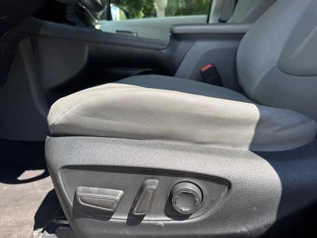 2023 Toyota Sienna XLE 8 Passenger