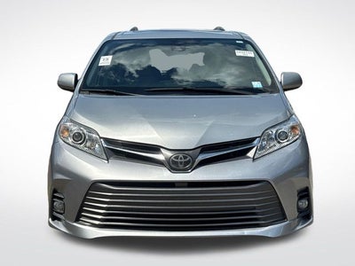 2019 Toyota Sienna XLE 8 Passenger