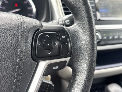 2015 Toyota Highlander LE V6
