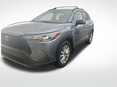 2024 Toyota Corolla Cross LE