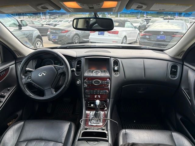 2017 INFINITI QX50 Base