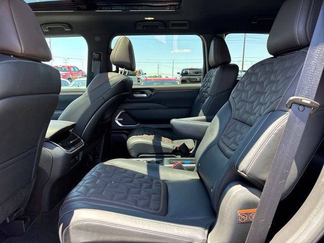 2025 Nissan Armada Platinum