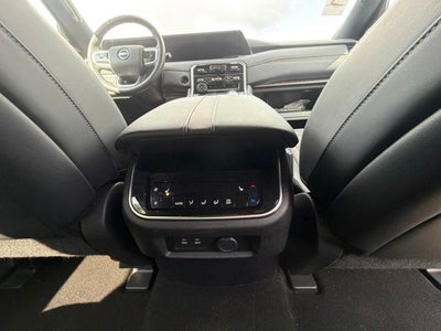 2025 Nissan Armada Platinum