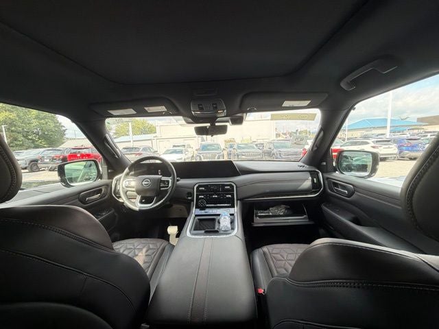 2025 Nissan Armada Platinum