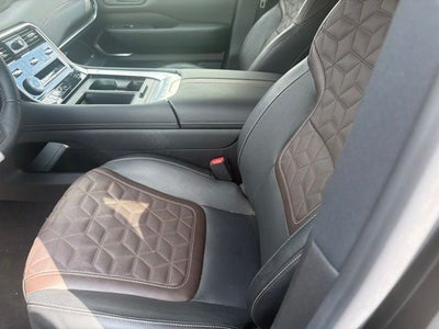 2025 Nissan Armada Platinum